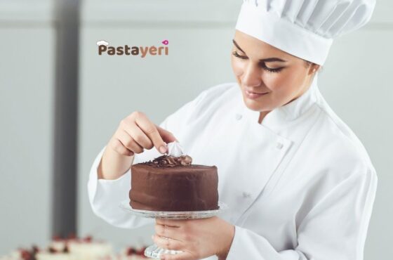 Butik Pastacılıkta Hobiden Markaya: Ev Atölyesinden Profesyonel İşletmeye Giriş Rehberi